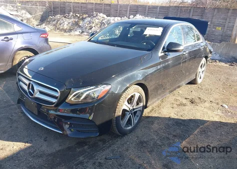 2019 Mercedes-Benz E 300 4Matic from USA, damaged, VIN WDDZF4KB8KA548777